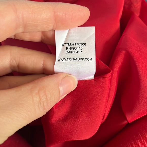 Trina Turk Red Lane V neckline bell sleeve sheath dress size fits like a 4 - Picture 8 of 13